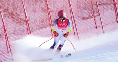 olympics-2022-live-updates:-mikaela-shiffrin-wipes-out-in-giant-slalom-in-beijing-games-debut-–-usa-today