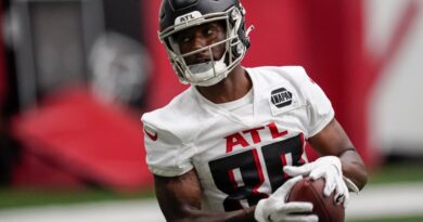 falcons-news:-bryan-edwards-waived,-frank-darby-signed-to-roster-–-falcons-wire
