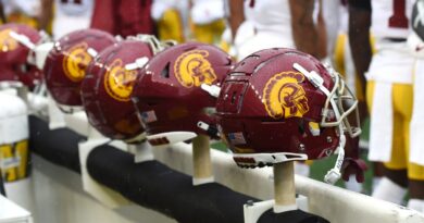 are-college-athletes-employees?-case-against-usc,-pac-12-and-…-–-usa-today